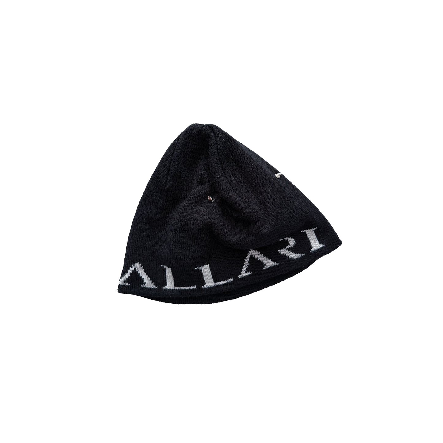 JBM STUDDED BEANIE IN BLACK