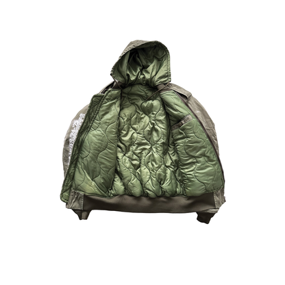 VINTAGE HOODED BOMBER IN MILITARY GREEN