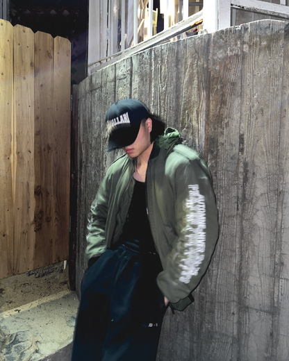 VINTAGE HOODED BOMBER IN MILITARY GREEN